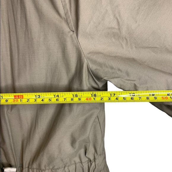 Abercrombie & Fitch Beige Winter Parka Heavy Down Drawstring Coat Size M - Picture 13 of 13